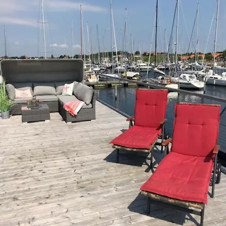 Hausboot Blåbær Feriehus