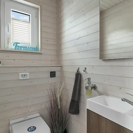 Hausboot Blåbær Feriehus Heiligenhafen